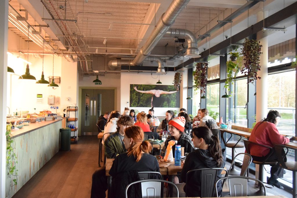 CAFÉ Jasmin Vardimon